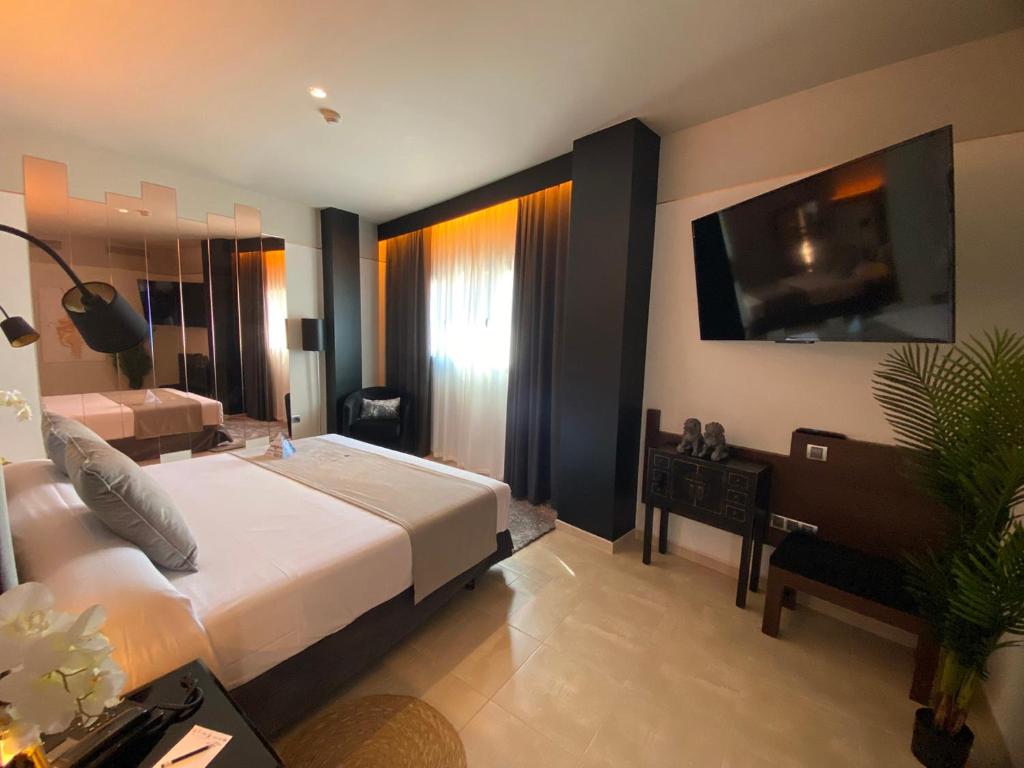 ON ALETA ROOM designed for adults — Almunecar, Andalusia