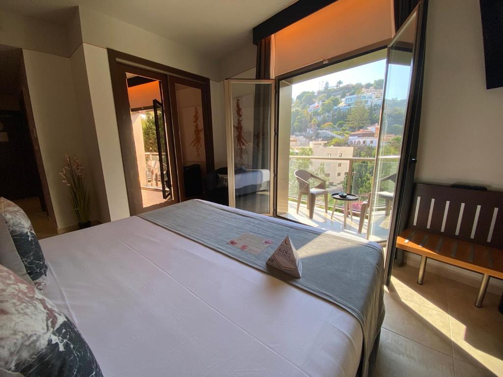 ON ALETA ROOM designed for adults — Almunecar, Andalusia