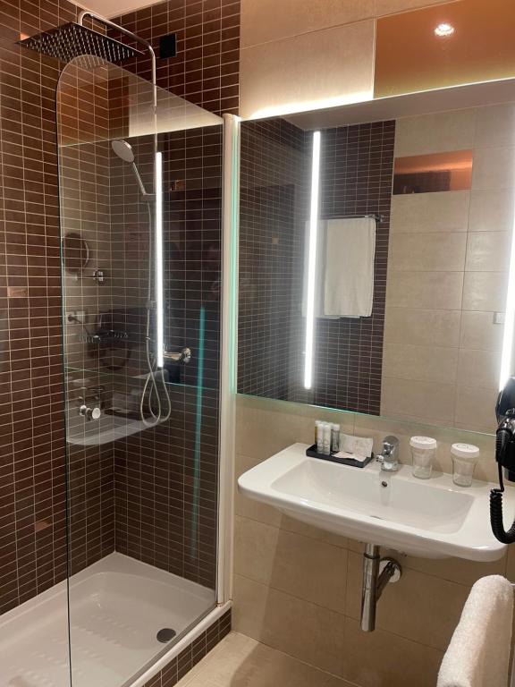ON ALETA ROOM designed for adults — Almunecar, Andalusia