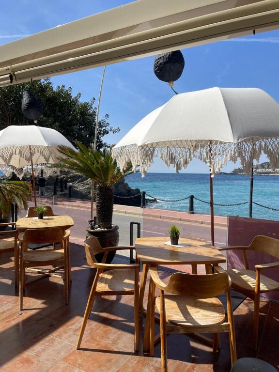 ON ALETA ROOM designed for adults — Almunecar, Andalusia