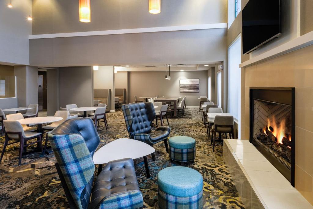 Residence Inn Chicago Oak Brook photo