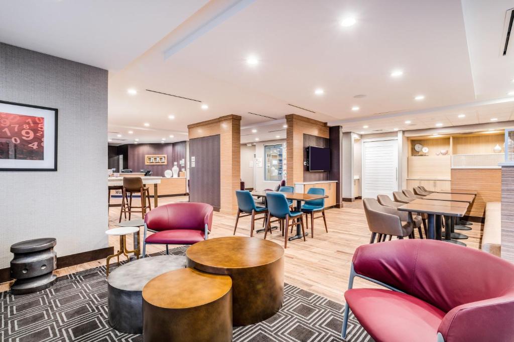 TownePlace Suites by Marriott Chicago Waukegan/Gurnee photo