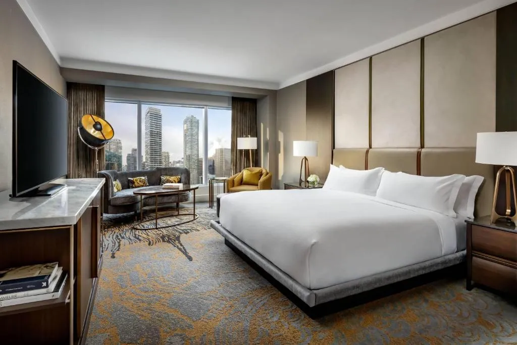 The Ritz-Carlton, Toronto, hotel in Toronto