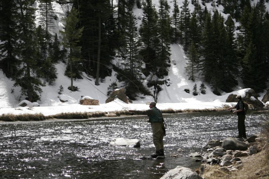 Montana Spirit Guest Lodge photo