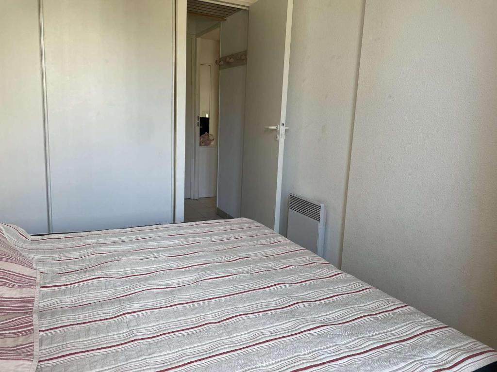 Appartement avec terrasse, piscine et à 5 min de la plage à Juan les Pins - FR-1-252-185 - 4