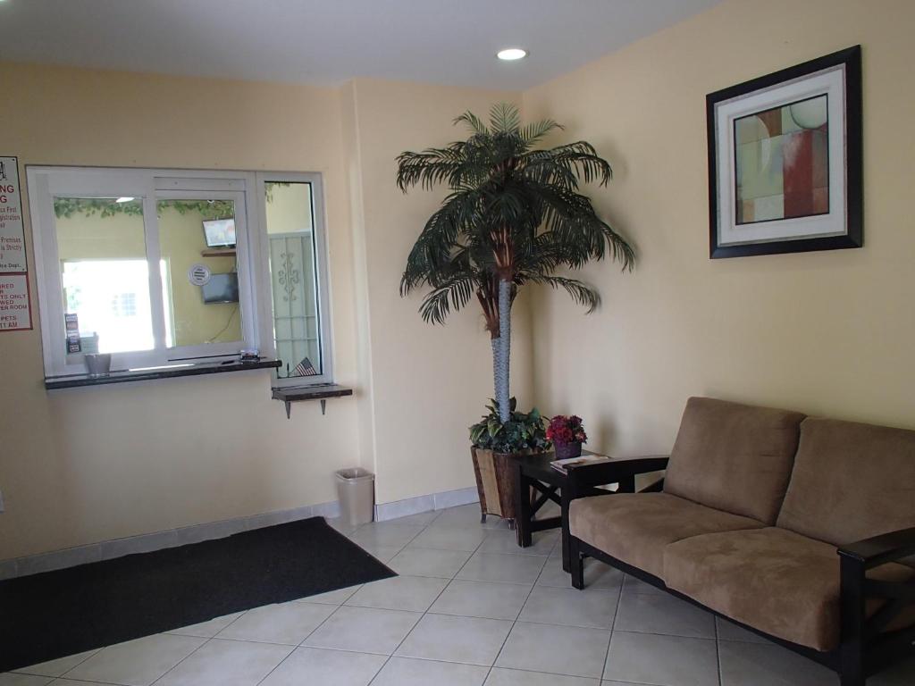Crystal Suites photo