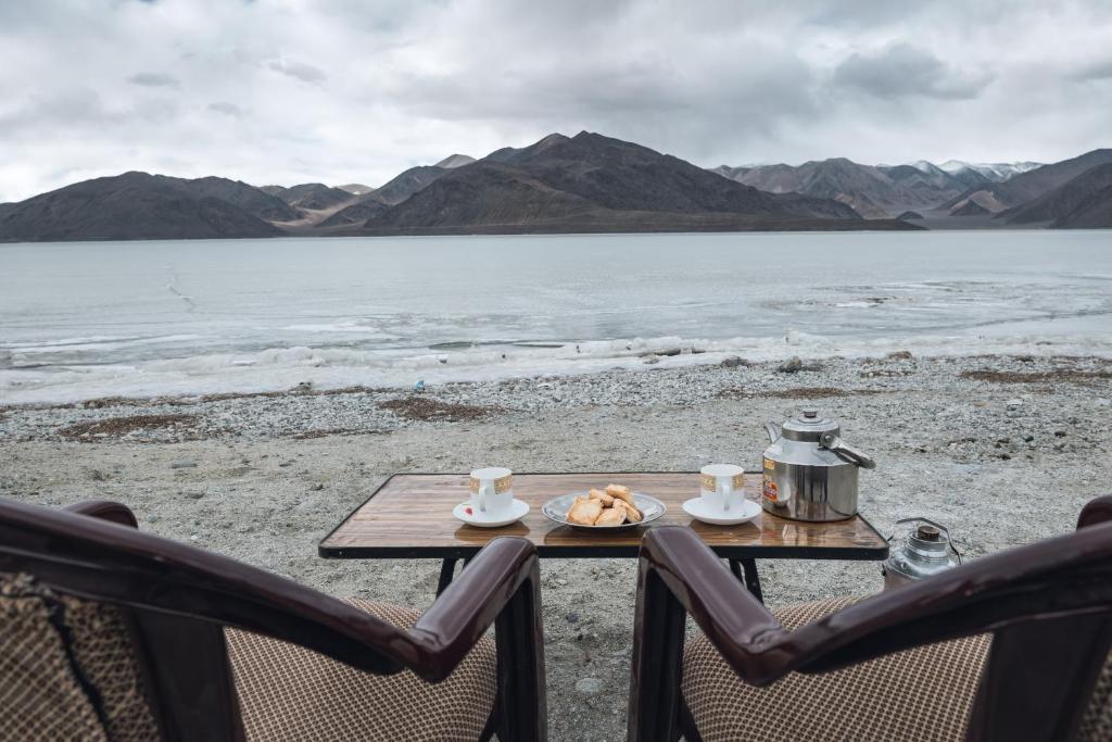 MH - Pangong Homestay - B photo