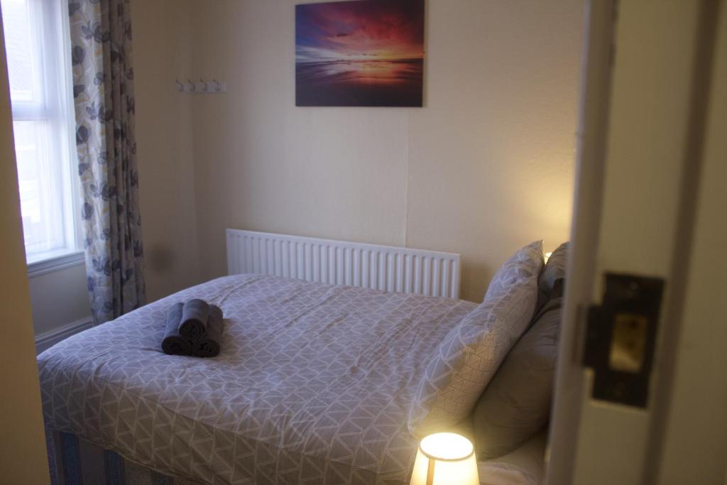 Elm Tree Guest House, Weston Super Mare up to 32 OFF Book Now