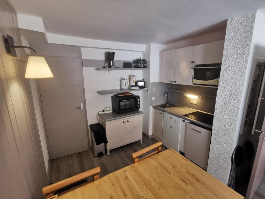 Appartement cosy avec balcon, piscine et parking en option à Plagne 1800 - 5