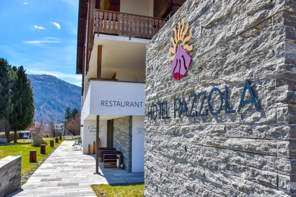 Hotel Pazzola，位于迪森蒂斯的酒店