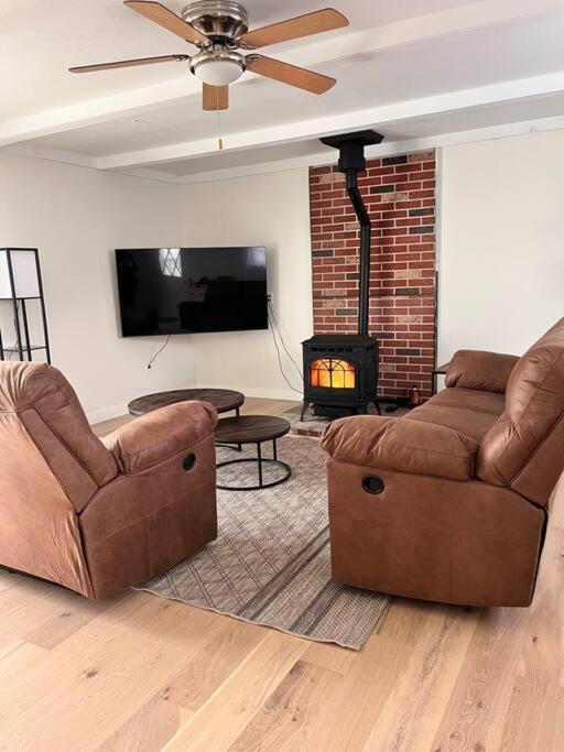 House w Patio & Fenced Yard 10 minutes to Purdue, Lafayette