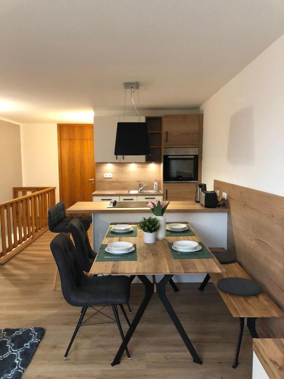 Ferienwohnung Bergzeit mit Sauna und Pool - 2