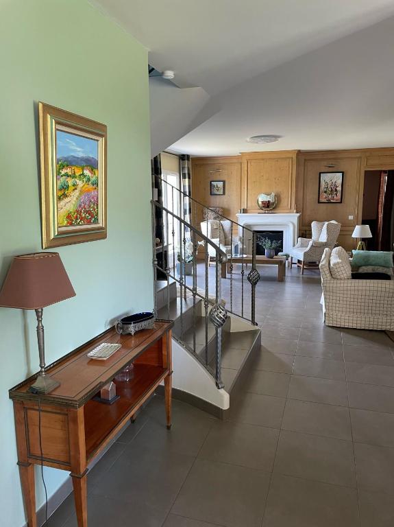 Villa Ty Laouen- villa confort avec piscine et jacuzzi- Parc -Opio-Valbonne - 4