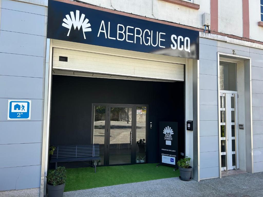 Albergue SCQ — Hotel in Santiago De Compostela