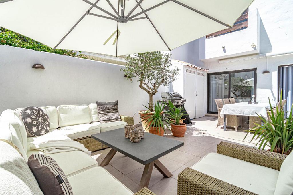 LVB - Casa Linda vista by roomservices, Marbella