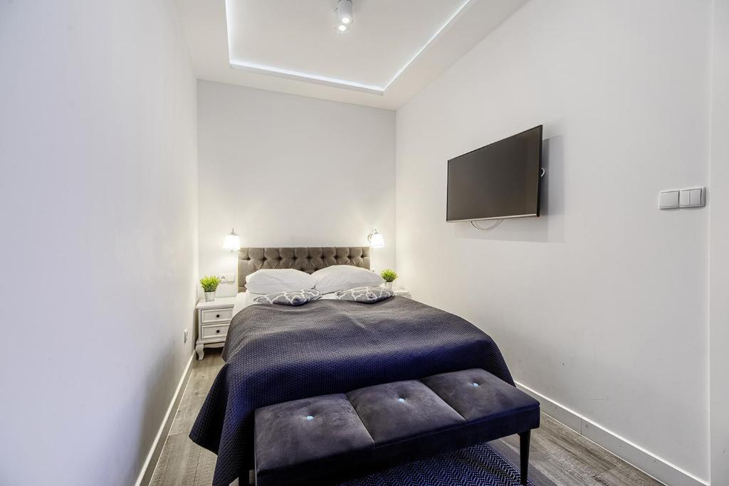 One-Bedroom Apartment- Tartaczna 2/8A Street