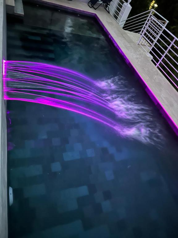 Dream villa with heated swimming pool, jacuzzi - 5