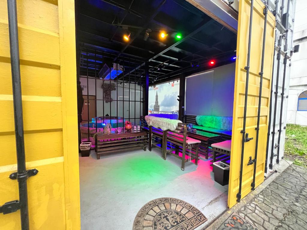 Shared lounge/TV area