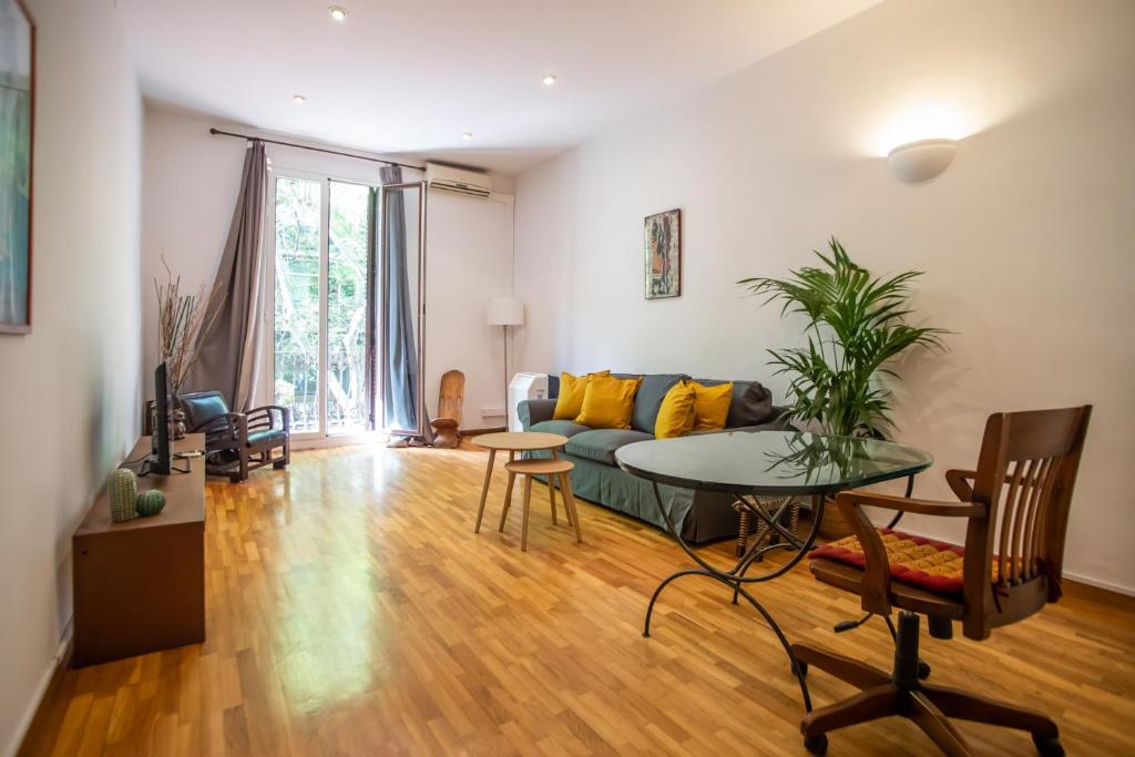 P2ari1046 - Magnific 2Bed Apartment in the City Center, Barcelona