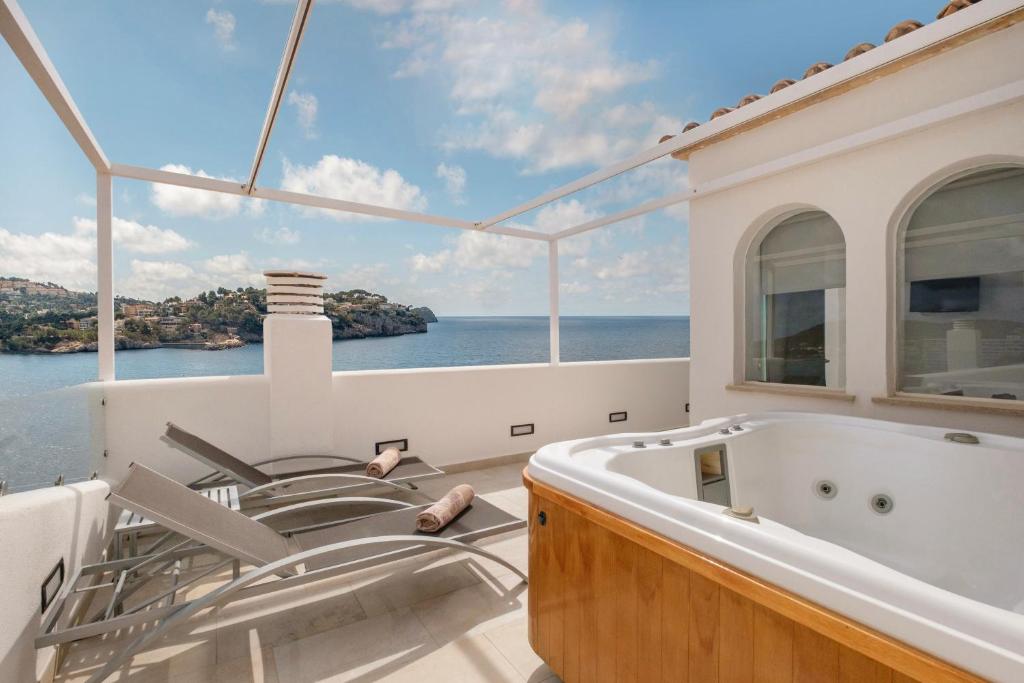 Sentido Fido Punta del Mar Hotel & Spa - Adults Only — Santa Ponca, Balearic Islands