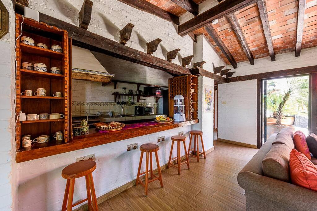 Increible Cuarto, Hostal Sobre el Centro de Valle - 5