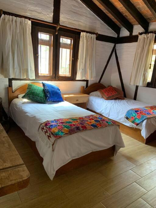 Cuarto Privado en Hostal Para 2 Personas Valle - 3