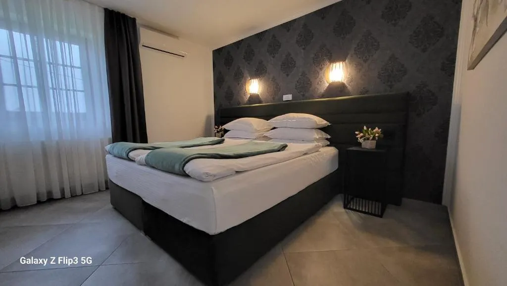 Plitvice Inn, Hotel in Jezerce
