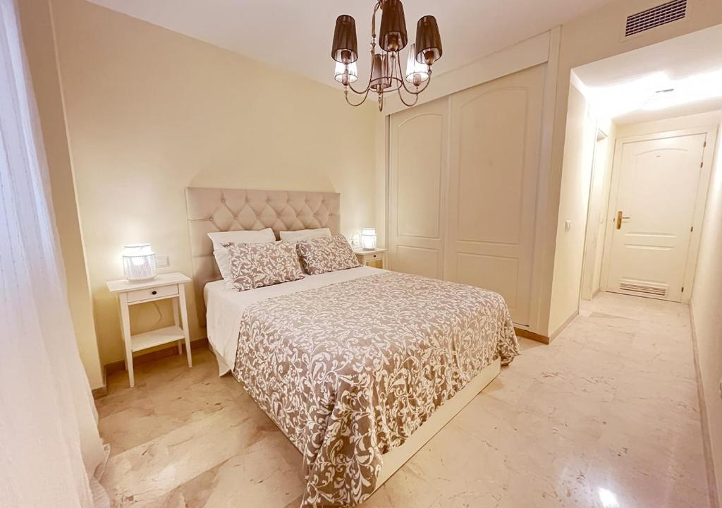 Apartamento primera línea Estepona by ISA Hoteles - 2