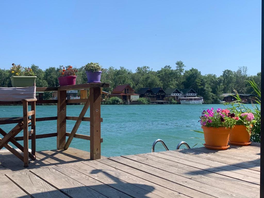 Lola - Ada Bojana River House, Ulcinj