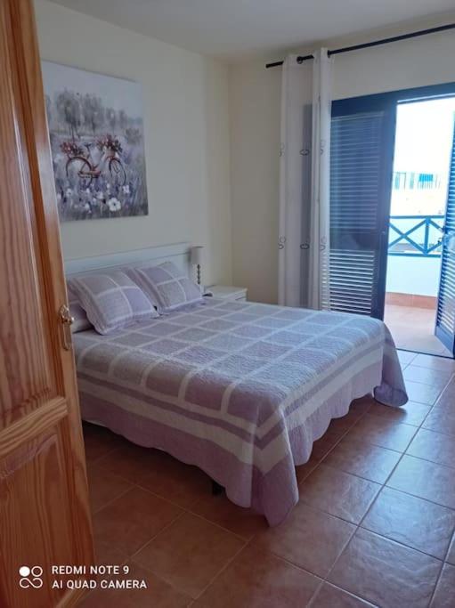Casa en Playa Blanca con piscina privada y cerca de Marina Rubicón - 2