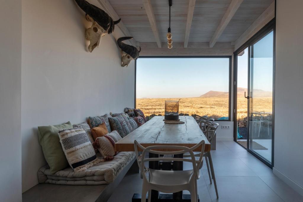 Villa Calderón Hondo. Top design , views and pool Lajares-Corralejo - 1