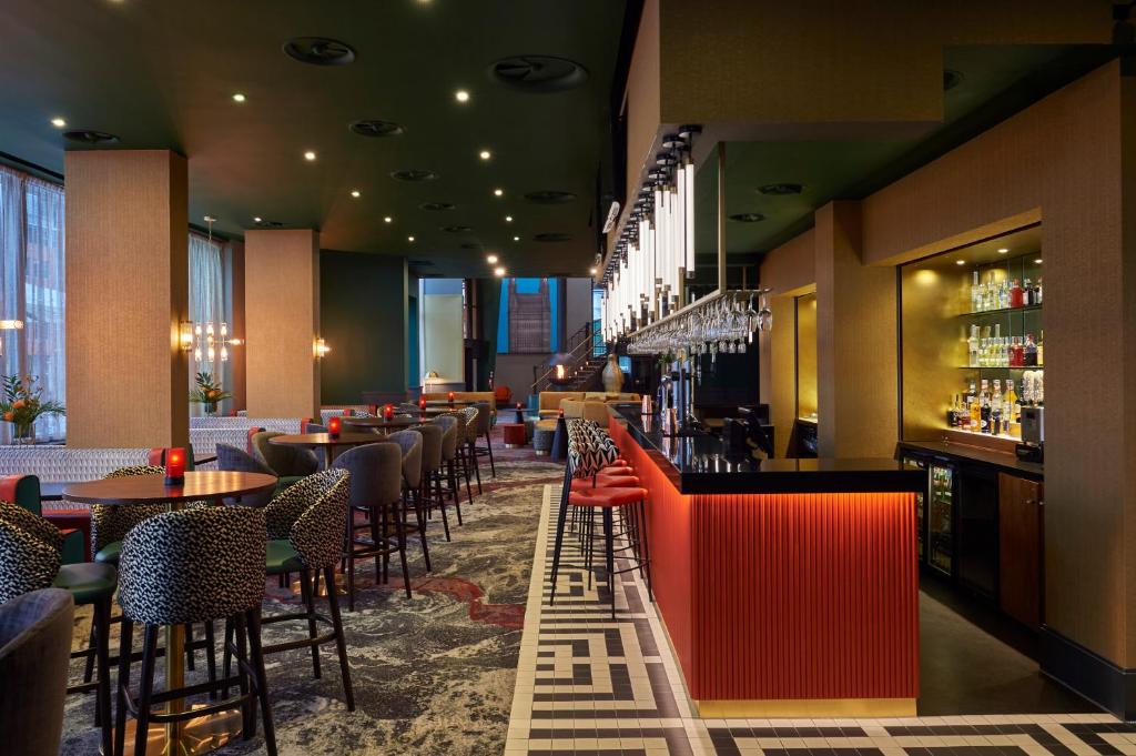 Bar/lounge