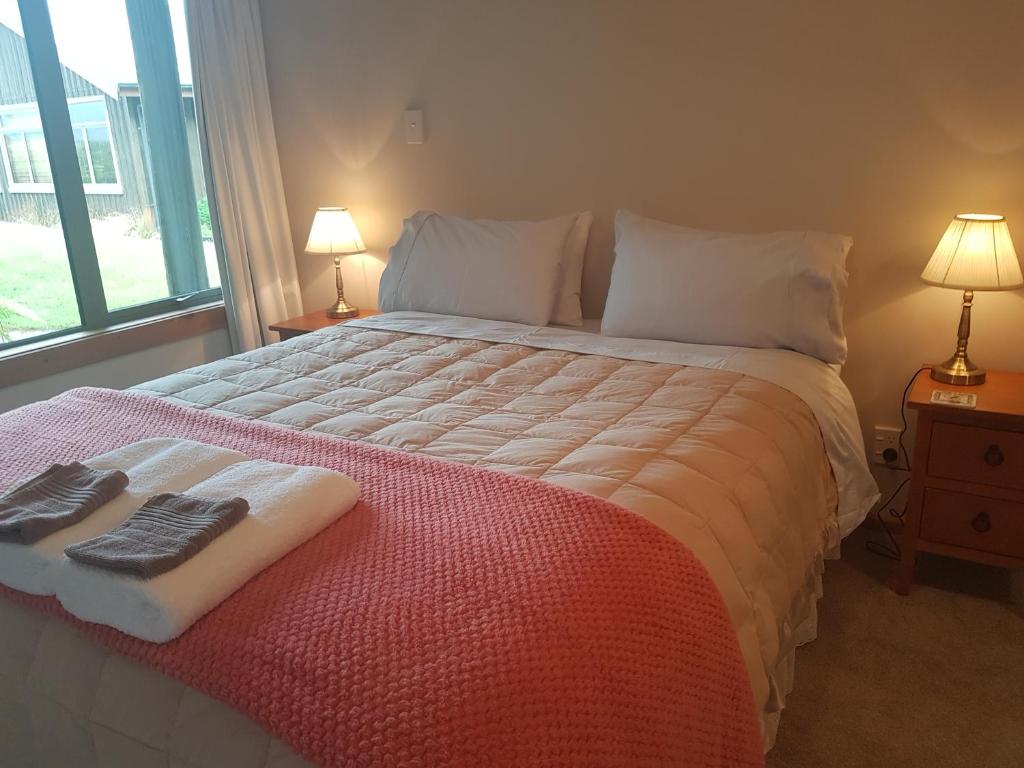 Riverstone Retreat Karamea photo