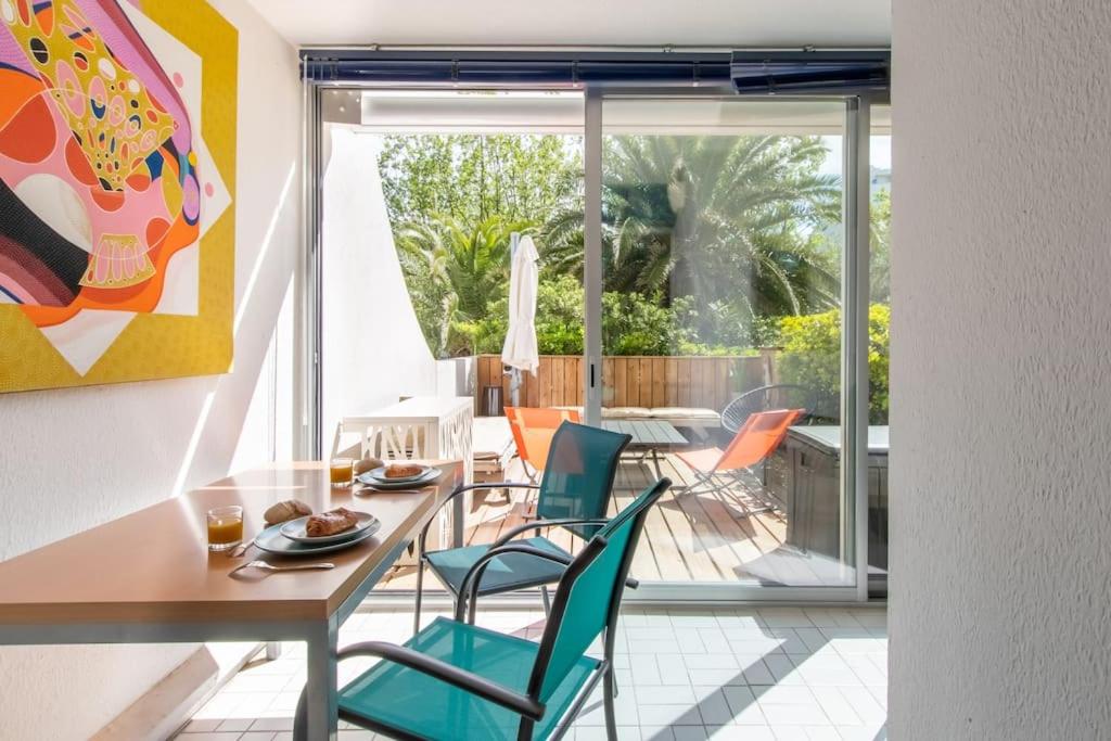 Le Murmure du Palmier * Mer à 2 min * Parking Privé * Terrasse - 4
