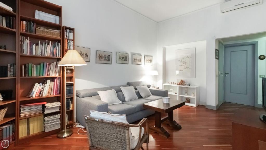 Italianway - Duprè 5, Milan