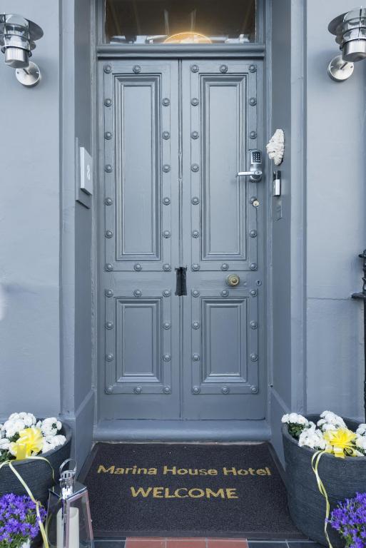 フロント・ロビー