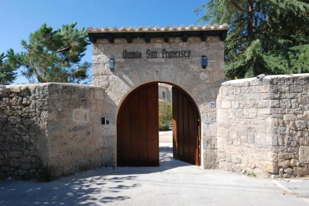 Quinta San Francisco，位于卡斯特罗赫里斯的酒店