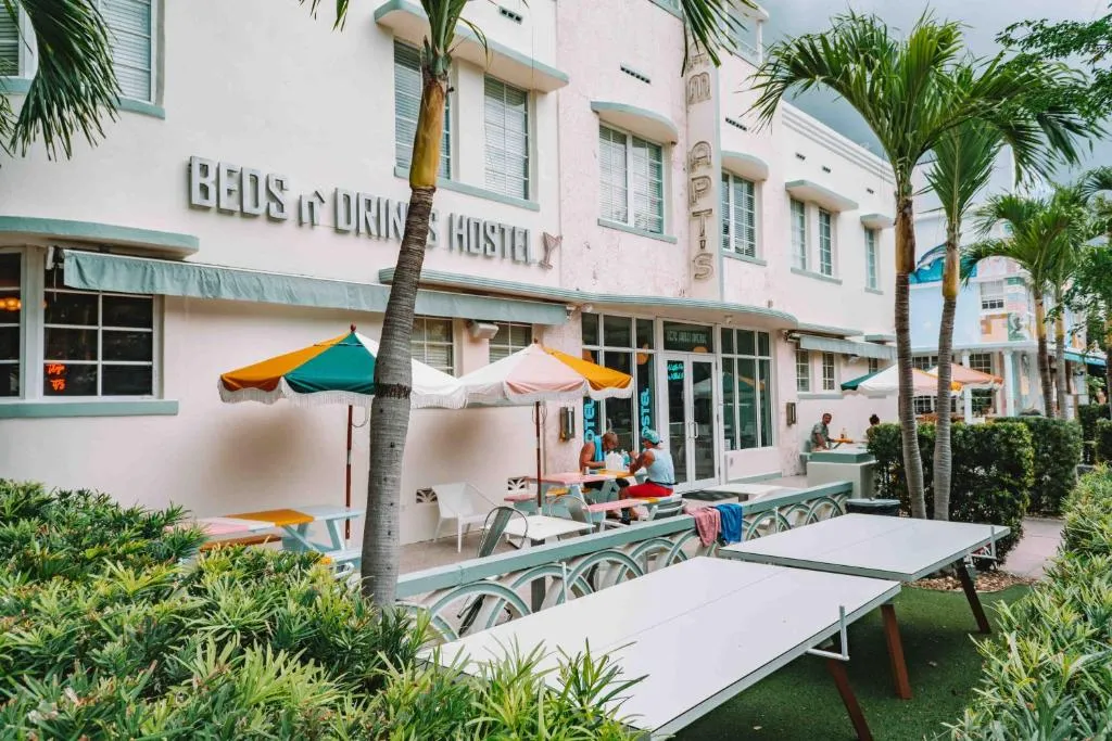 Beds n' Drinks, Hotel in Miami Beach