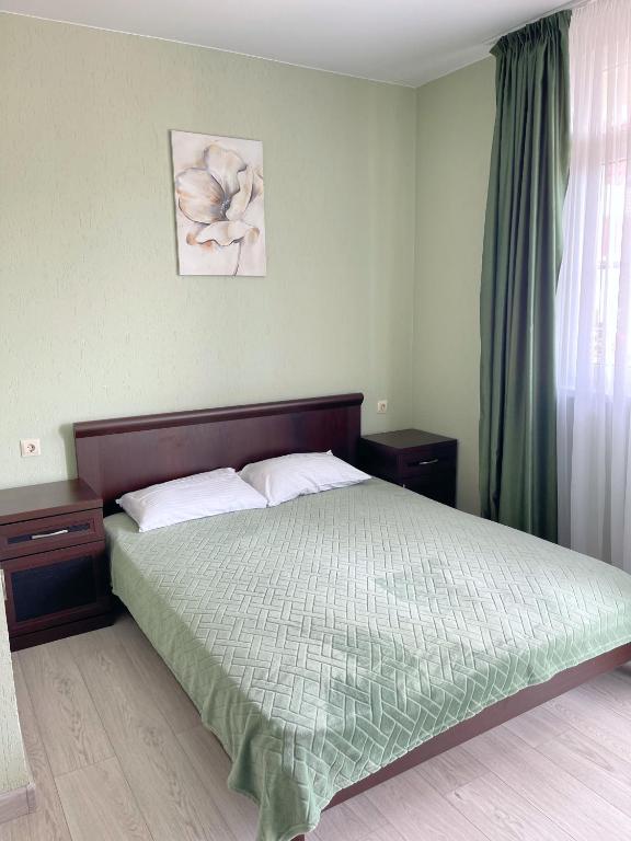 Guest house on Prospect Vladislava Ardzinba