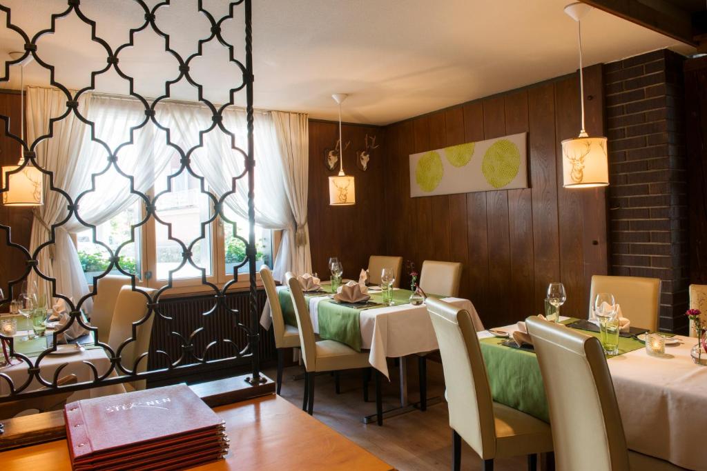 5. Hotel St..