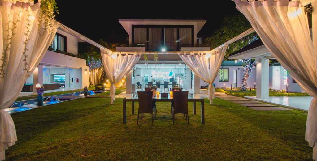 블루망고 풀 빌라 앤 리조트 코사무이 객실