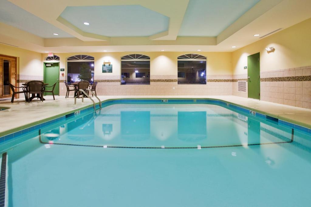 Country Inn & Suites by Radisson, Albany, GA photo