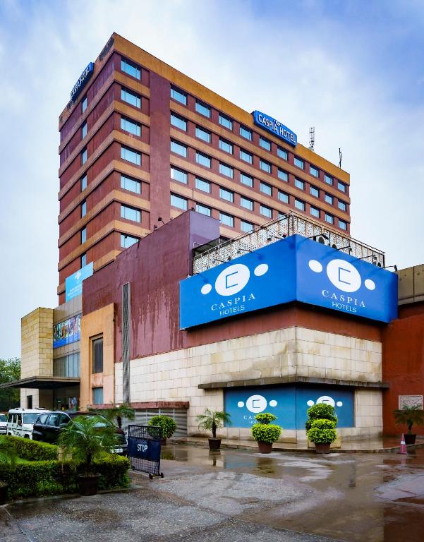 Caspia Hotel New Delhi Shalimar Bagh photo