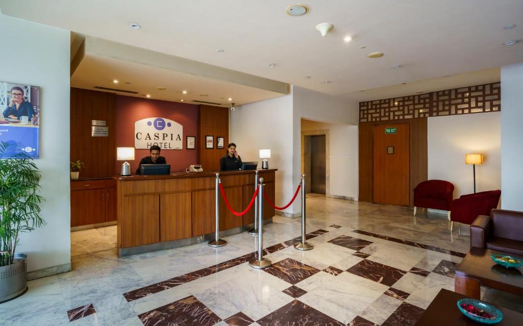 Caspia Hotel New Delhi Shalimar Bagh photo