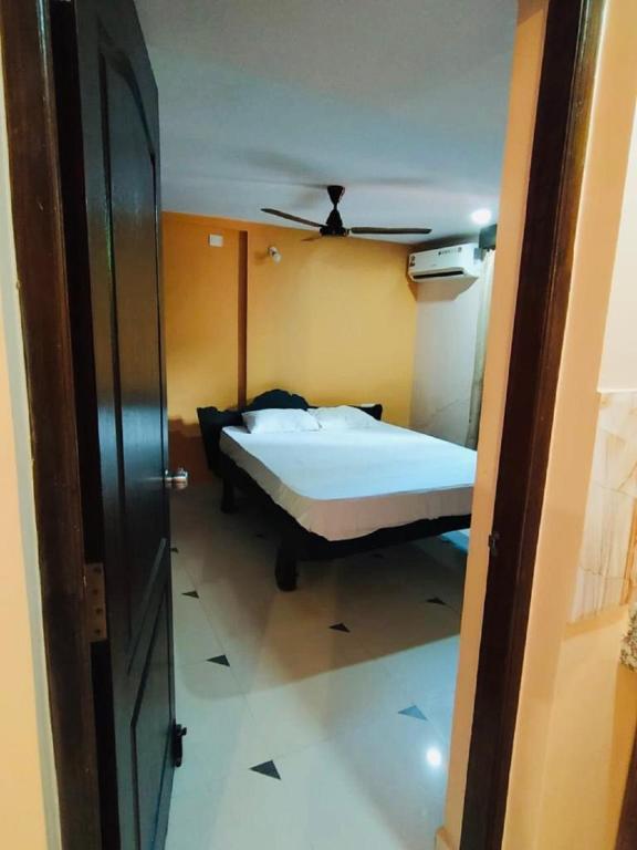 Budget Friendly 2 BHK Apartment in Goa North Goa, close to Anjuna and