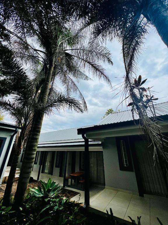 6 on Columbus Guesthouse, Edenvale