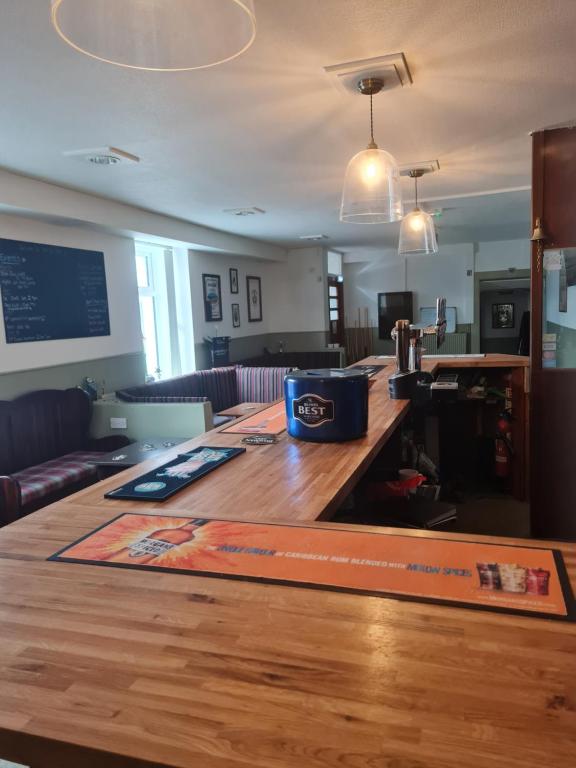 Victoria Hotel photo