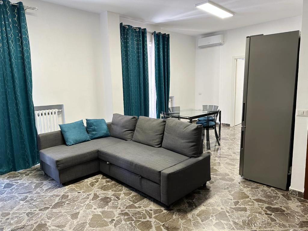 LB&b Holiday Suite Downtown Bari - 1