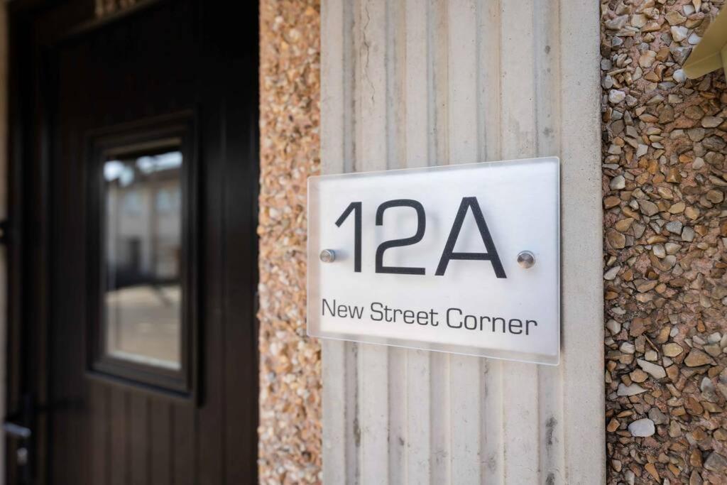 New Street Corner, Dungiven