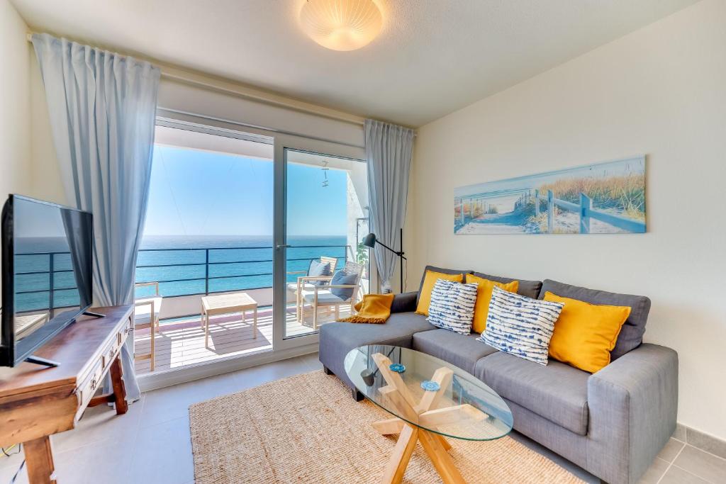 VB Bellavista 2BDR Stunning Seaviews - 3